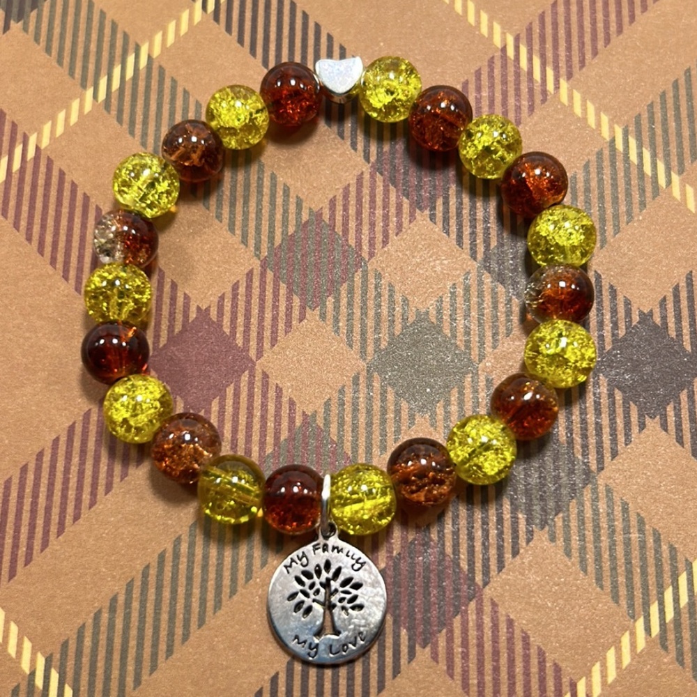 Handmade Tree Pendant Charm Bracelet! “My Family My Love!”